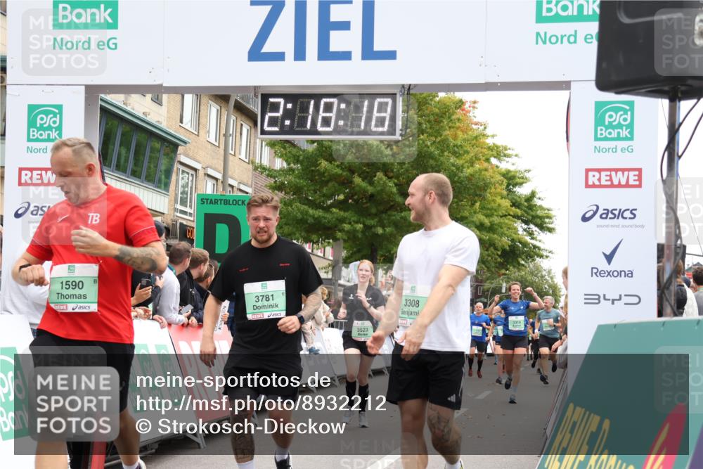 21.09.2025 - PSD Bank Halbmarathon Strokosch-Dieckow http://msf.ph/oto/8932212 21.09.2025 12:17:41 Ziel 1590, 2852, 3120, 3308, 3310, 3523, 3781, 4027 meine-sportfotos.de