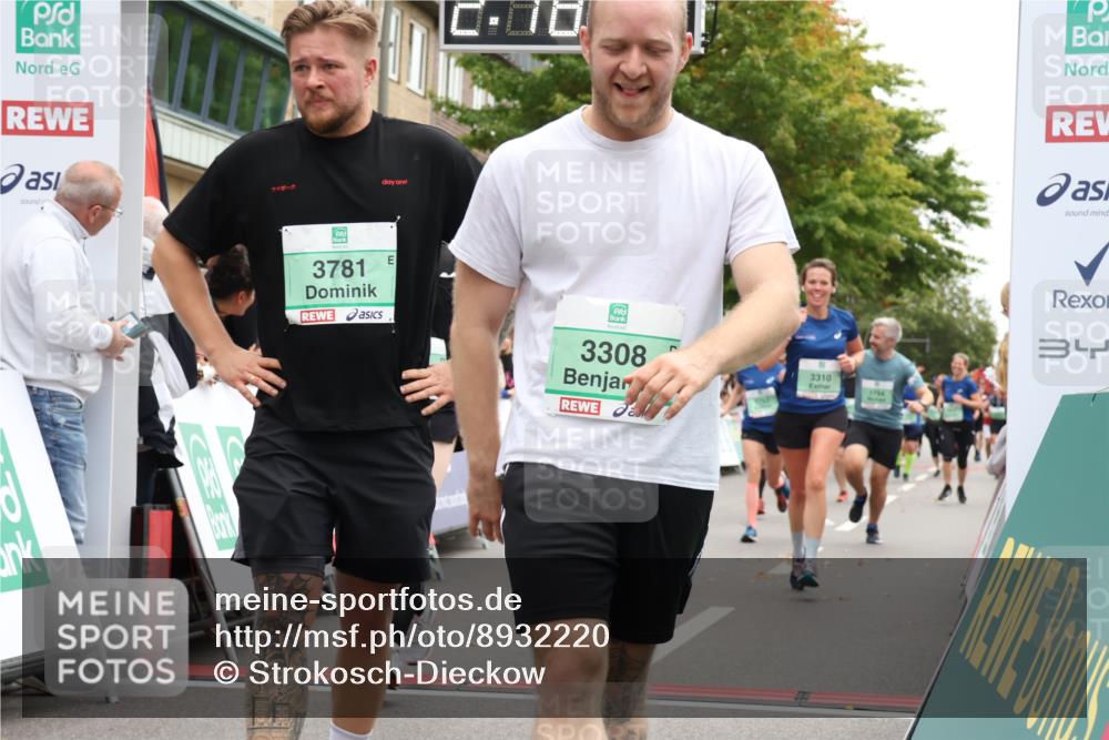 21.09.2025 - PSD Bank Halbmarathon Strokosch-Dieckow http://msf.ph/oto/8932220 21.09.2025 12:17:43 Ziel 1119, 1590, 1753, 1754, 3120, 3308, 3310, 3523, 3781, 4027 meine-sportfotos.de