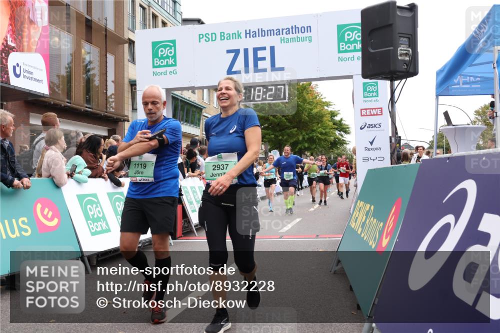 21.09.2025 - PSD Bank Halbmarathon Strokosch-Dieckow http://msf.ph/oto/8932228 21.09.2025 12:17:51 Ziel 1119, 1207, 1503, 1753, 1754, 2831, 2937, 3120, 3171, 3195, 3247, 3310, 3337, 3462, 3523, 4023, 4027 meine-sportfotos.de