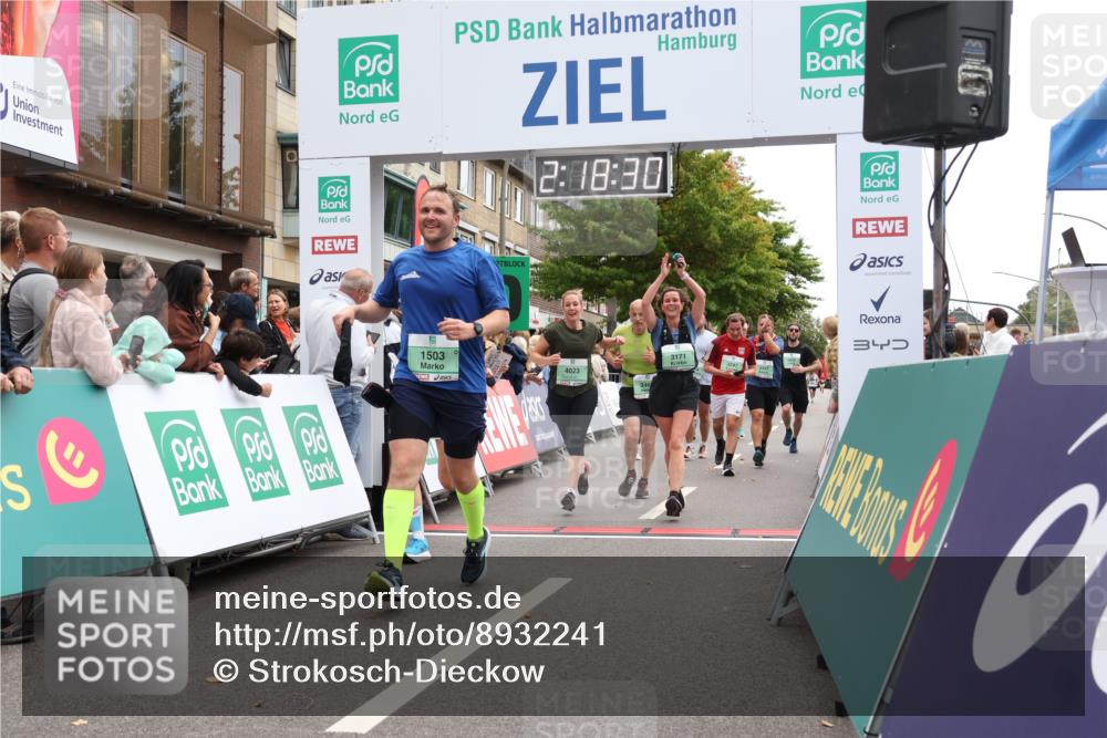 21.09.2025 - PSD Bank Halbmarathon Strokosch-Dieckow http://msf.ph/oto/8932241 21.09.2025 12:17:53 Ziel 1119, 1207, 1503, 1753, 1754, 2639, 2831, 2869, 2937, 3120, 3171, 3195, 3247, 3337, 3462, 4023, 4027 meine-sportfotos.de
