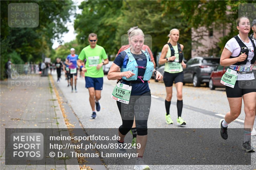 21.09.2025 - PSD Bank Halbmarathon Dr. Thomas Lammeyer http://msf.ph/oto/8932249 21.09.2025 10:51:49 Laufen 3750, 1176, 3027, 1599 meine-sportfotos.de