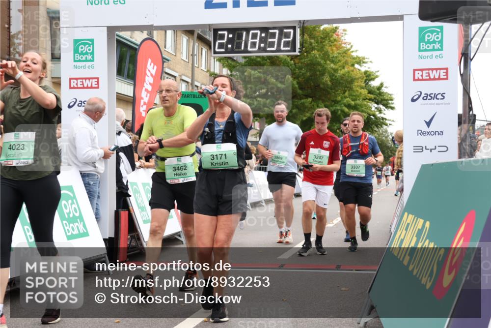 21.09.2025 - PSD Bank Halbmarathon Strokosch-Dieckow http://msf.ph/oto/8932253 21.09.2025 12:17:55 Ziel 1119, 1207, 1503, 2639, 2831, 2869, 2881, 2937, 3117, 3171, 3192, 3195, 3247, 3337, 3462, 4023 meine-sportfotos.de