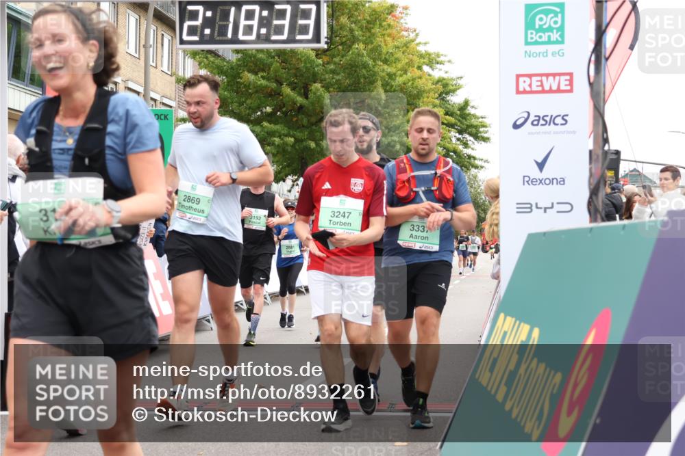 21.09.2025 - PSD Bank Halbmarathon Strokosch-Dieckow http://msf.ph/oto/8932261 21.09.2025 12:17:56 Ziel 1207, 1503, 2639, 2831, 2869, 2881, 2937, 3117, 3171, 3192, 3195, 3247, 3337, 3462, 4023 meine-sportfotos.de