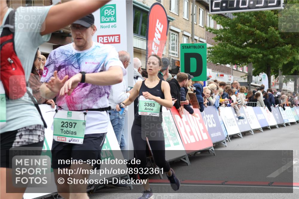 21.09.2025 - PSD Bank Halbmarathon Strokosch-Dieckow http://msf.ph/oto/8932361 21.09.2025 12:18:22 Ziel 1385, 1539, 2397, 3363, 3415, 3971 meine-sportfotos.de