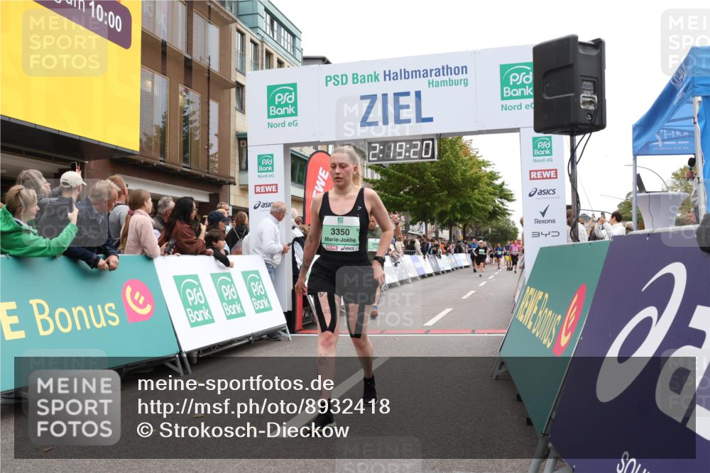 21.09.2025 - PSD Bank Halbmarathon Strokosch-Dieckow http://msf.ph/oto/8932418 21.09.2025 12:18:44 Ziel 2959, 3350, 3752 meine-sportfotos.de