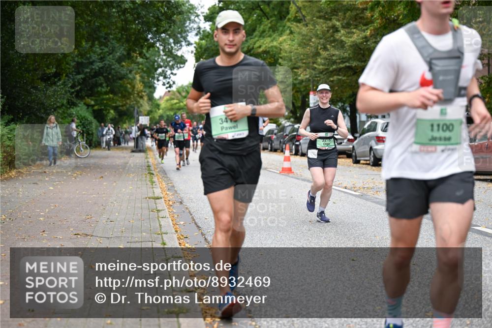 21.09.2025 - PSD Bank Halbmarathon Dr. Thomas Lammeyer http://msf.ph/oto/8932469 21.09.2025 10:52:16 Laufen 34, 3215, 1100 meine-sportfotos.de