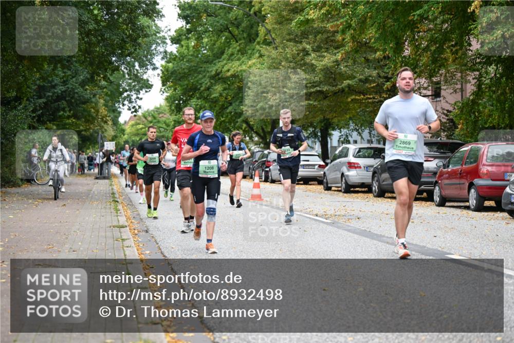 21.09.2025 - PSD Bank Halbmarathon Dr. Thomas Lammeyer http://msf.ph/oto/8932498 21.09.2025 10:52:23 Laufen 3259, 1208, 3171, 2869 meine-sportfotos.de