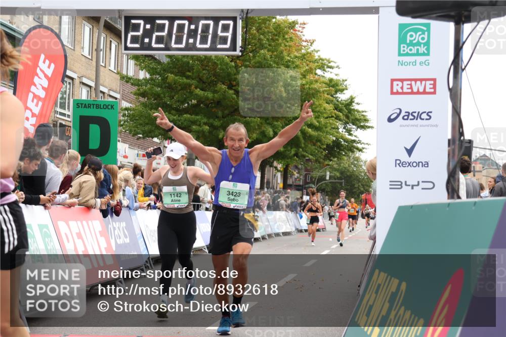 21.09.2025 - PSD Bank Halbmarathon Strokosch-Dieckow http://msf.ph/oto/8932618 21.09.2025 12:19:32 Ziel 1142, 2002, 3293, 3423, 3582, 3720, 3977 meine-sportfotos.de
