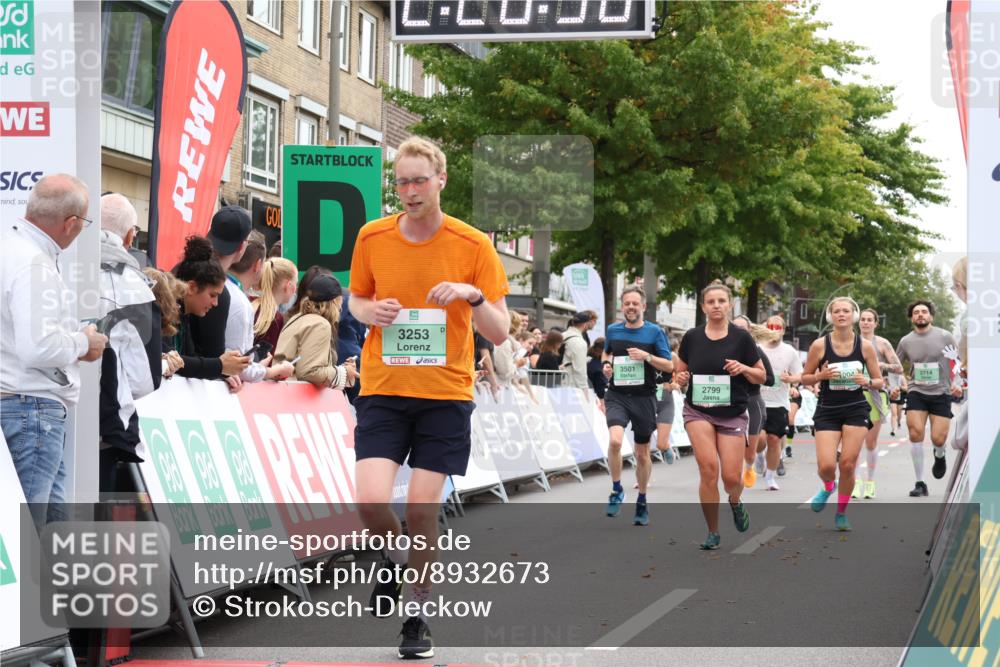 21.09.2025 - PSD Bank Halbmarathon Strokosch-Dieckow http://msf.ph/oto/8932673 21.09.2025 12:19:53 Ziel 1004, 2799, 3122, 3253, 3501, 3580, 3678 meine-sportfotos.de