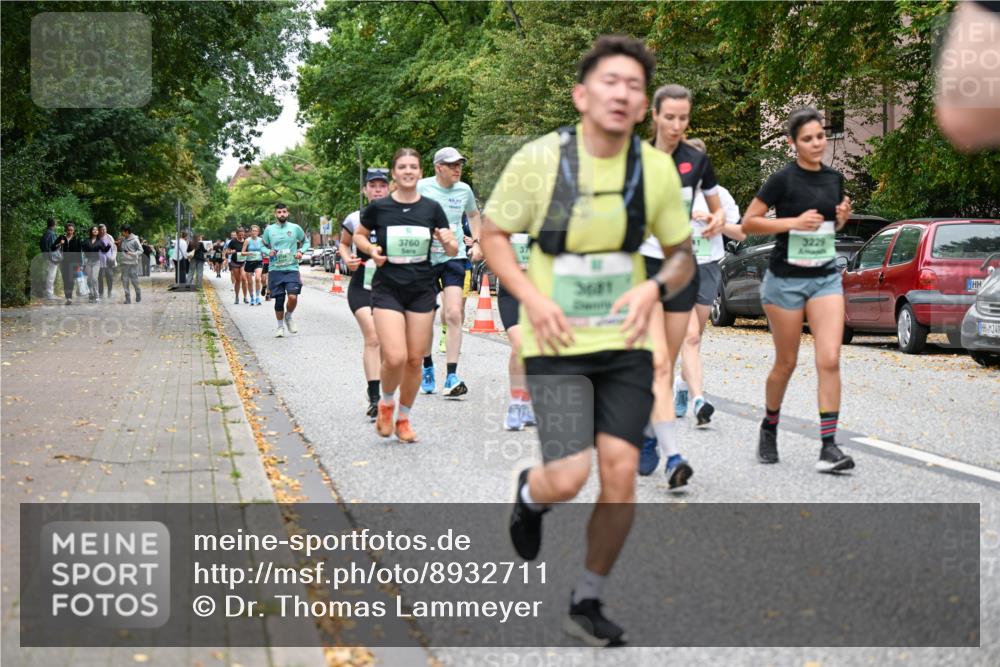 21.09.2025 - PSD Bank Halbmarathon Dr. Thomas Lammeyer http://msf.ph/oto/8932711 21.09.2025 10:52:49 Laufen 3760, 3681, 3229, 349 meine-sportfotos.de