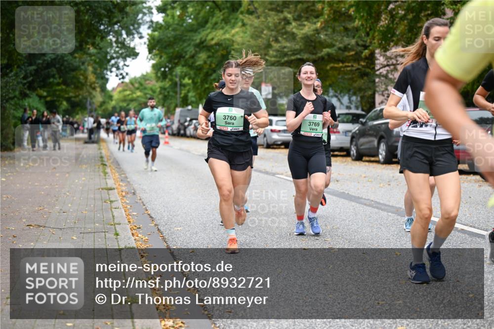 21.09.2025 - PSD Bank Halbmarathon Dr. Thomas Lammeyer http://msf.ph/oto/8932721 21.09.2025 10:52:50 Laufen 3760, 3769 meine-sportfotos.de