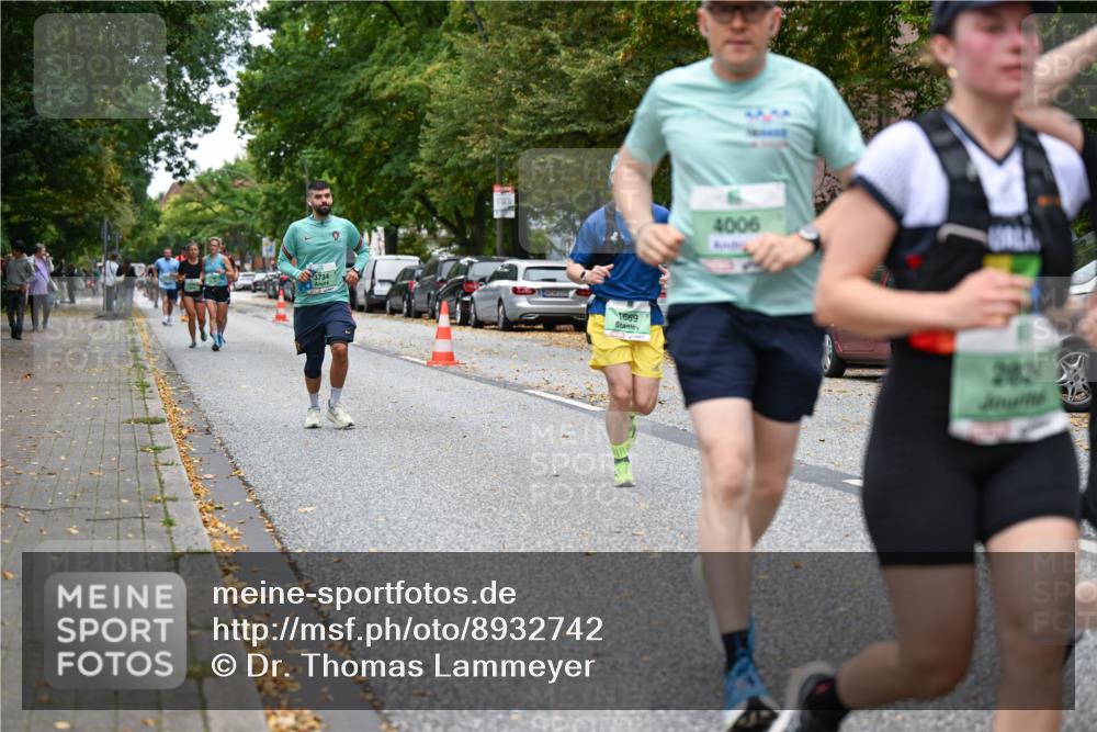 21.09.2025 - PSD Bank Halbmarathon Dr. Thomas Lammeyer http://msf.ph/oto/8932742 21.09.2025 10:52:52 Laufen 3734, 1669, 4006, 2821 meine-sportfotos.de