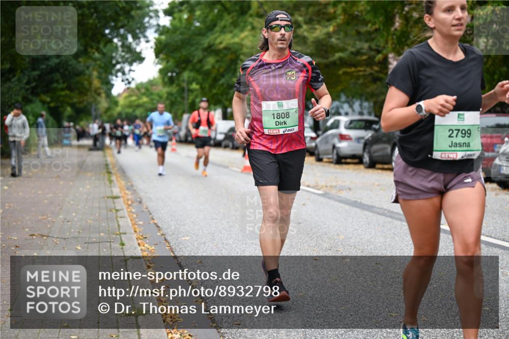 21.09.2025 - PSD Bank Halbmarathon Dr. Thomas Lammeyer http://msf.ph/oto/8932798 21.09.2025 10:53:04 Laufen 73, 1808, 2799 meine-sportfotos.de