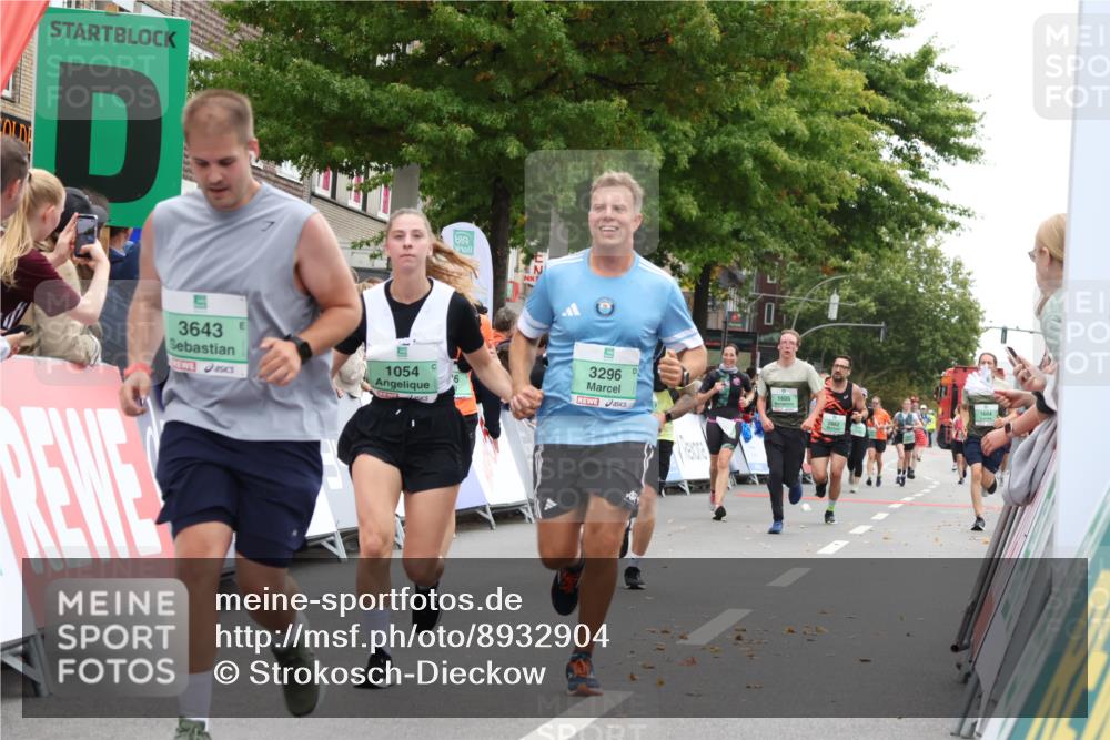 21.09.2025 - PSD Bank Halbmarathon Strokosch-Dieckow http://msf.ph/oto/8932904 21.09.2025 12:21:04 Ziel 1054, 1682, 3124, 3246, 3296, 3643, 3681 meine-sportfotos.de
