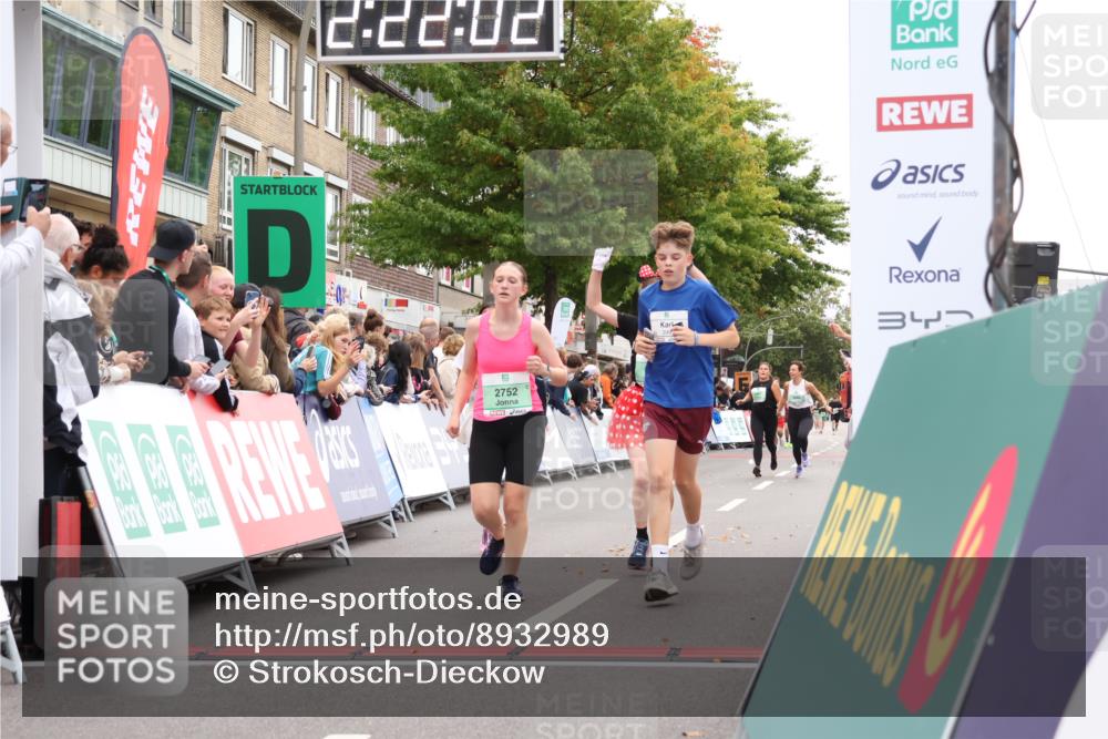 21.09.2025 - PSD Bank Halbmarathon Strokosch-Dieckow http://msf.ph/oto/8932989 21.09.2025 12:21:25 Ziel 1130, 2752, 2874, 3343, 3571, 3740 meine-sportfotos.de