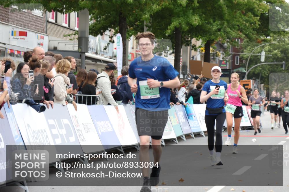 21.09.2025 - PSD Bank Halbmarathon Strokosch-Dieckow http://msf.ph/oto/8933094 21.09.2025 12:22:01 Ziel 1551, 3409, 3629, 3679 meine-sportfotos.de