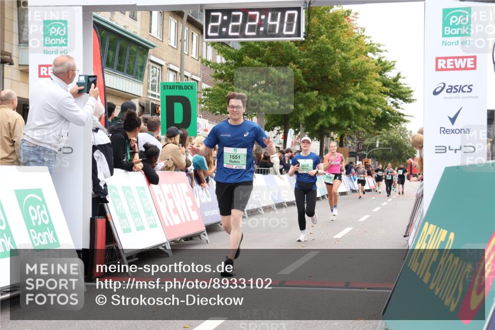 21.09.2025 - PSD Bank Halbmarathon Strokosch-Dieckow http://msf.ph/oto/8933102 21.09.2025 12:22:03 Ziel 1551, 3629, 3679, 4030 meine-sportfotos.de