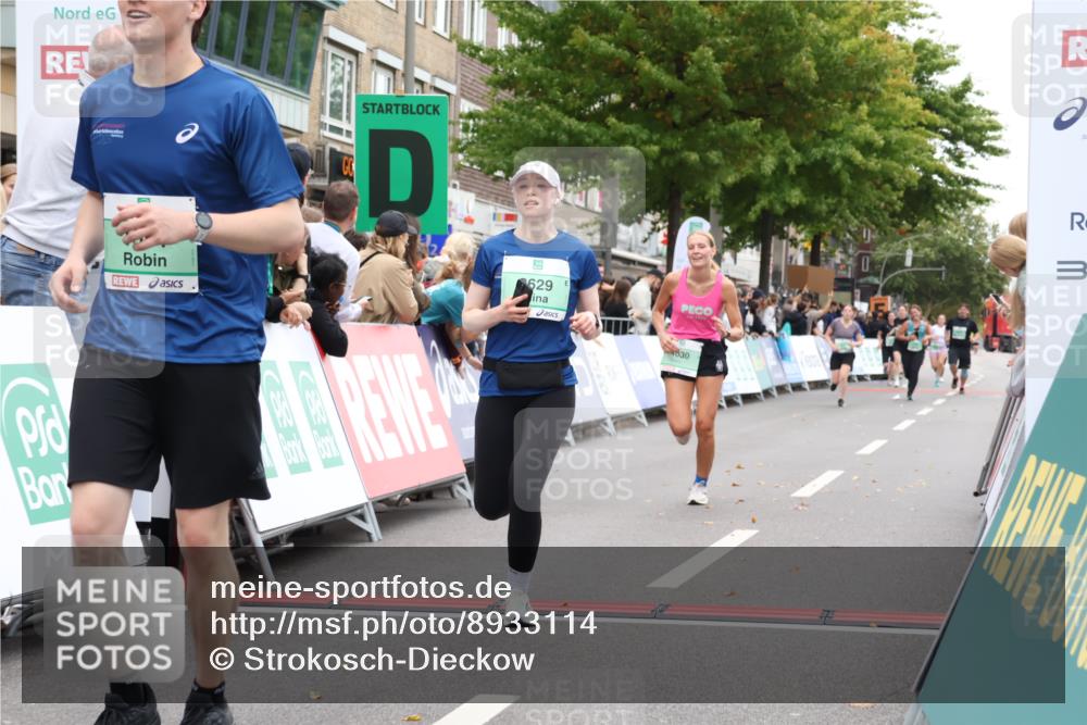 21.09.2025 - PSD Bank Halbmarathon Strokosch-Dieckow http://msf.ph/oto/8933114 21.09.2025 12:22:05 Ziel 1551, 3629, 3679, 4030 meine-sportfotos.de