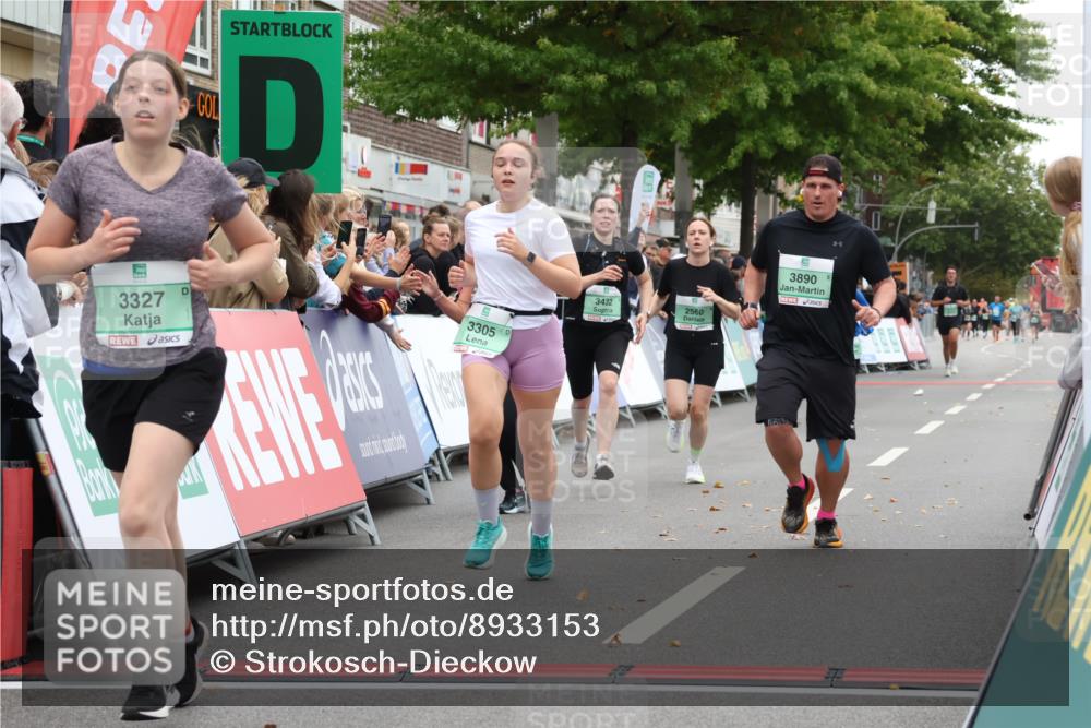 21.09.2025 - PSD Bank Halbmarathon Strokosch-Dieckow http://msf.ph/oto/8933153 21.09.2025 12:22:15 Ziel 2560, 3305, 3327, 3432, 3562, 3890, 4030 meine-sportfotos.de