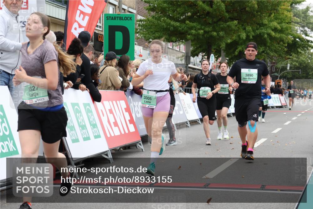 21.09.2025 - PSD Bank Halbmarathon Strokosch-Dieckow http://msf.ph/oto/8933155 21.09.2025 12:22:15 Ziel 2560, 3305, 3327, 3432, 3562, 3890, 4030 meine-sportfotos.de