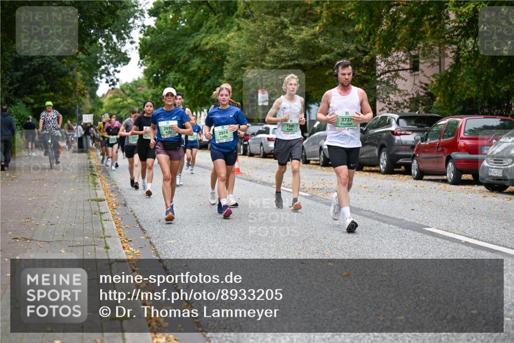21.09.2025 - PSD Bank Halbmarathon Dr. Thomas Lammeyer http://msf.ph/oto/8933205 21.09.2025 10:54:01 Laufen 3327, 1950, 2975, 2974, 3737, 4915 meine-sportfotos.de