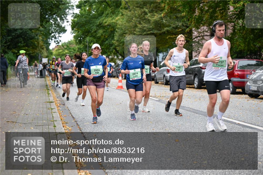 21.09.2025 - PSD Bank Halbmarathon Dr. Thomas Lammeyer http://msf.ph/oto/8933216 21.09.2025 10:54:02 Laufen 3327, 2973, 2974, 796, 1950, 737, 4915 meine-sportfotos.de