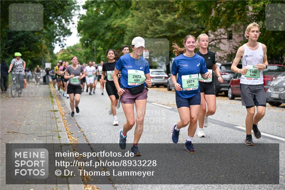 21.09.2025 - PSD Bank Halbmarathon Dr. Thomas Lammeyer http://msf.ph/oto/8933228 21.09.2025 10:54:04 Laufen 3327, 2973, 2974, 1950 meine-sportfotos.de