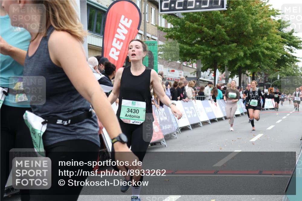 21.09.2025 - PSD Bank Halbmarathon Strokosch-Dieckow http://msf.ph/oto/8933262 21.09.2025 12:22:54 Ziel 1148, 1149, 3383, 3430, 3683, 3754, 4008 meine-sportfotos.de