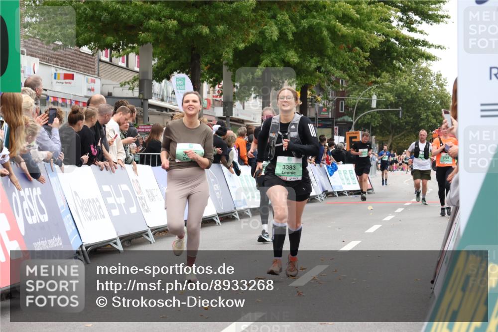 21.09.2025 - PSD Bank Halbmarathon Strokosch-Dieckow http://msf.ph/oto/8933268 21.09.2025 12:22:55 Ziel 1148, 1149, 3383, 3430, 3683, 3754, 4008 meine-sportfotos.de