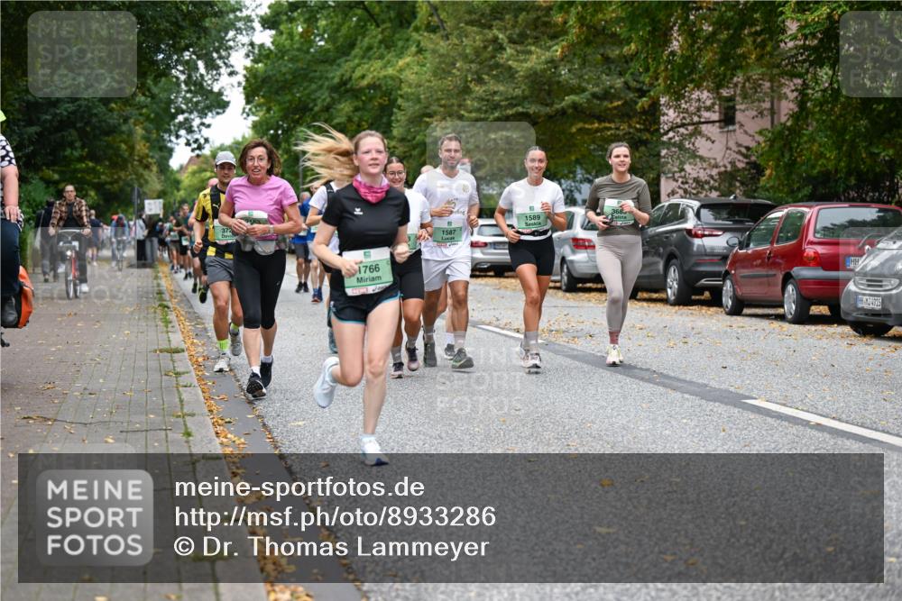 21.09.2025 - PSD Bank Halbmarathon Dr. Thomas Lammeyer http://msf.ph/oto/8933286 21.09.2025 10:54:09 Laufen 372, 368, 1589, 1587, 1766, 4915 meine-sportfotos.de