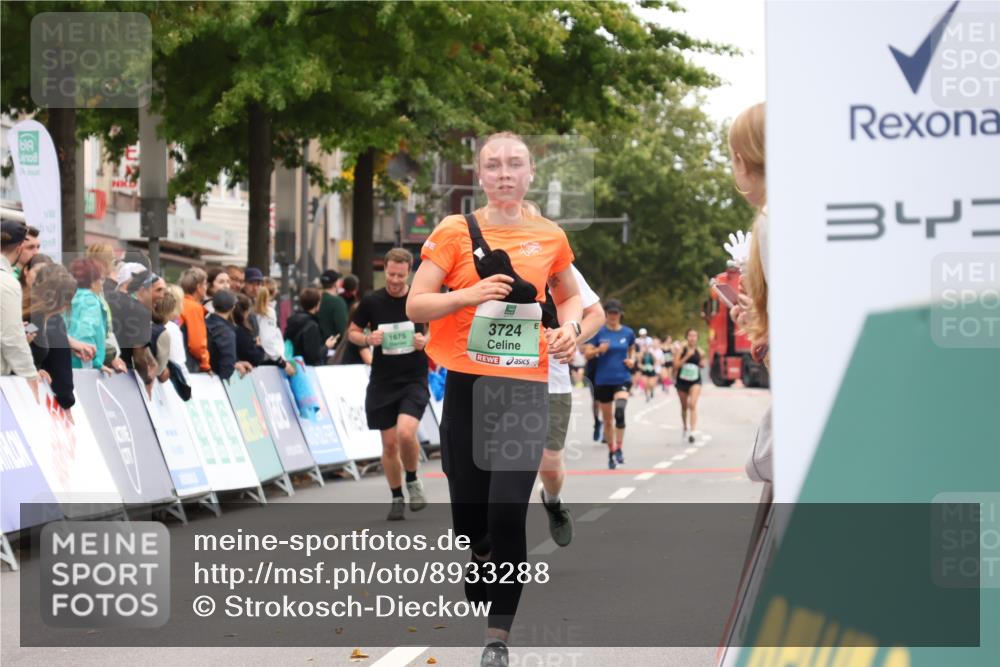 21.09.2025 - PSD Bank Halbmarathon Strokosch-Dieckow http://msf.ph/oto/8933288 21.09.2025 12:23:00 Ziel 3383, 3430, 3535, 3683, 3724, 3765 meine-sportfotos.de