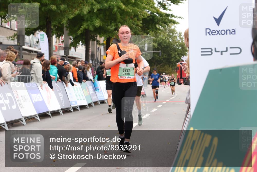 21.09.2025 - PSD Bank Halbmarathon Strokosch-Dieckow http://msf.ph/oto/8933291 21.09.2025 12:23:01 Ziel 3383, 3430, 3535, 3683, 3724, 3765 meine-sportfotos.de