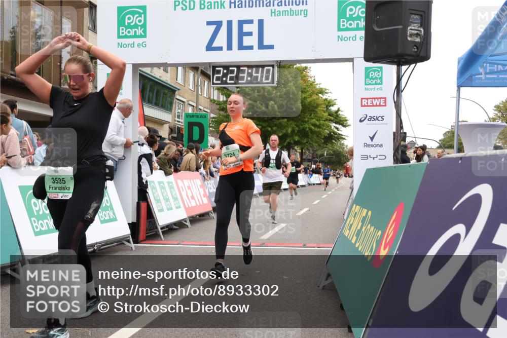 21.09.2025 - PSD Bank Halbmarathon Strokosch-Dieckow http://msf.ph/oto/8933302 21.09.2025 12:23:03 Ziel 3383, 3535, 3683, 3724, 3765 meine-sportfotos.de