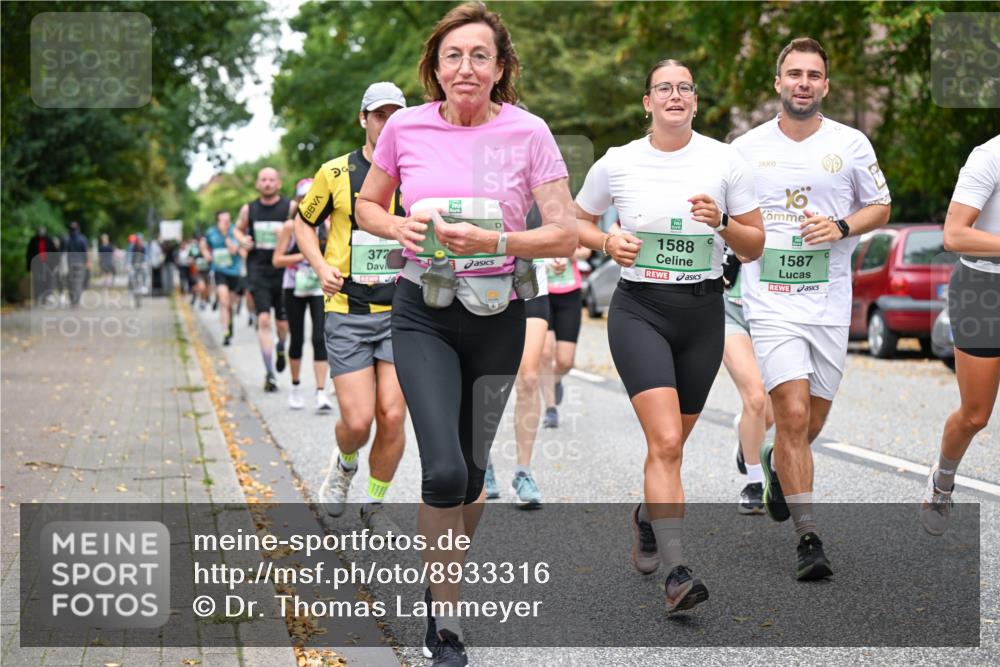 21.09.2025 - PSD Bank Halbmarathon Dr. Thomas Lammeyer http://msf.ph/oto/8933316 21.09.2025 10:54:12 Laufen 372, 1588, 1587 meine-sportfotos.de
