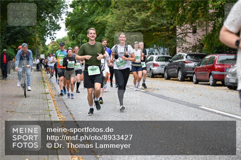 21.09.2025 - PSD Bank Halbmarathon Dr. Thomas Lammeyer http://msf.ph/oto/8933427 21.09.2025 10:54:23 Laufen 173, 3346, 900, 3012, 1389, 3306, 1096, 4915 meine-sportfotos.de