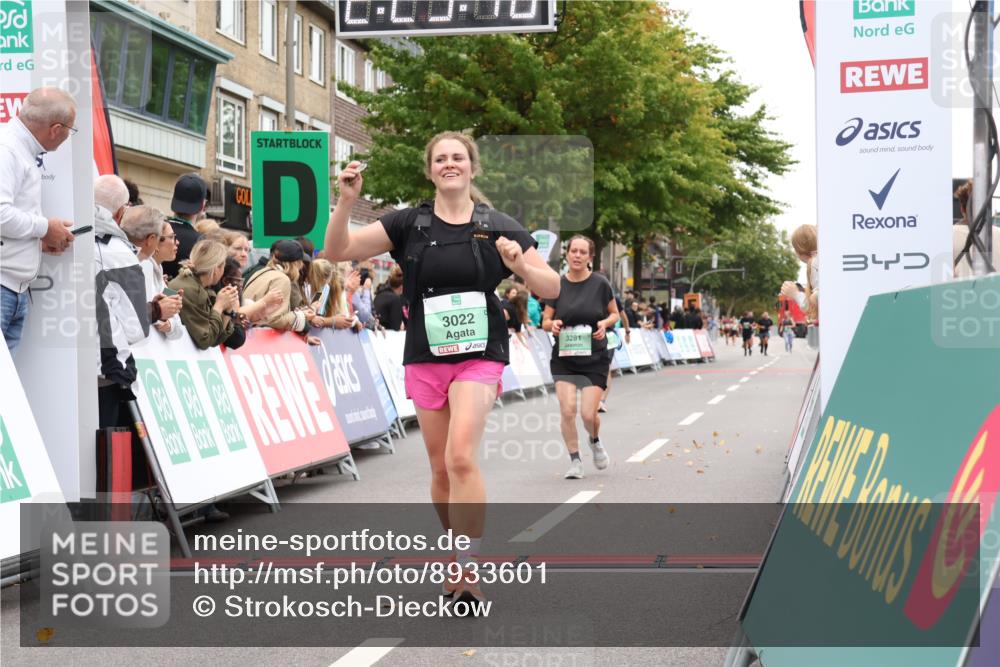 21.09.2025 - PSD Bank Halbmarathon Strokosch-Dieckow http://msf.ph/oto/8933601 21.09.2025 12:24:33 Ziel 1498, 1499, 3022, 3281, 3602 meine-sportfotos.de