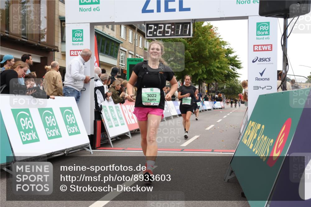 21.09.2025 - PSD Bank Halbmarathon Strokosch-Dieckow http://msf.ph/oto/8933603 21.09.2025 12:24:34 Ziel 1498, 1499, 3022, 3281, 3602 meine-sportfotos.de