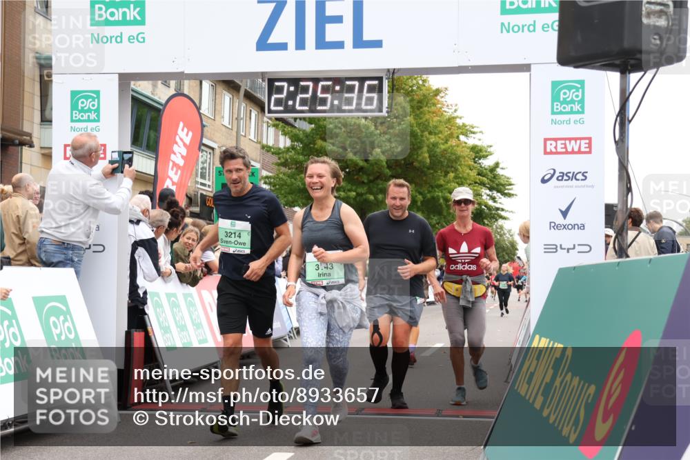 21.09.2025 - PSD Bank Halbmarathon Strokosch-Dieckow http://msf.ph/oto/8933657 21.09.2025 12:24:59 Ziel 2846, 3143, 3214, 3263, 3762 meine-sportfotos.de