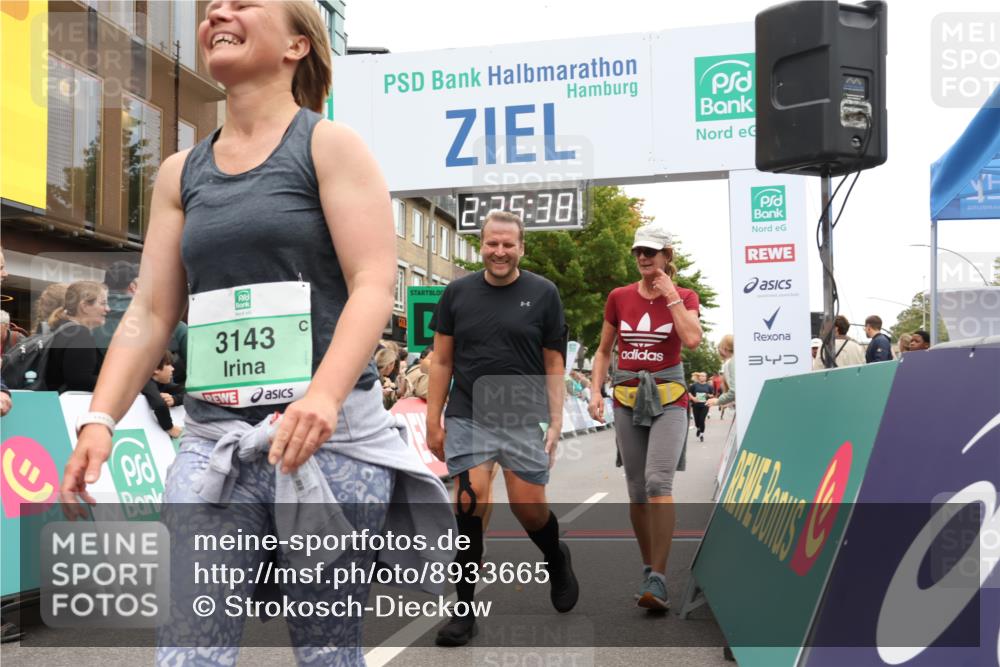 21.09.2025 - PSD Bank Halbmarathon Strokosch-Dieckow http://msf.ph/oto/8933665 21.09.2025 12:25:02 Ziel 3143, 3214, 3263, 3762 meine-sportfotos.de