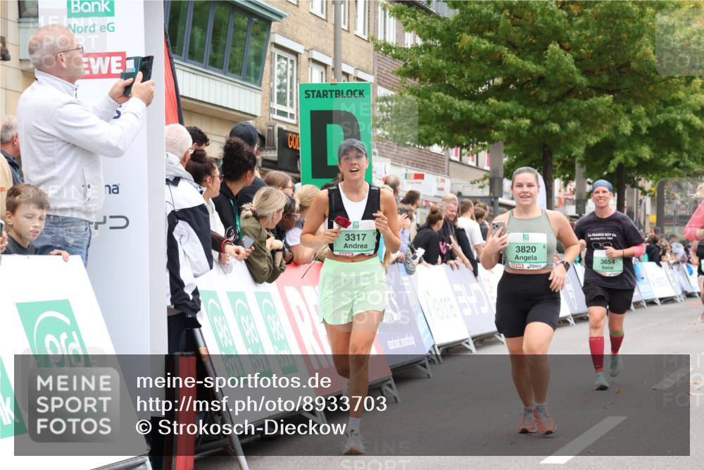 21.09.2025 - PSD Bank Halbmarathon Strokosch-Dieckow http://msf.ph/oto/8933703 21.09.2025 12:25:14 Ziel 1361, 1654, 1655, 1808, 3317, 3654, 3745, 3820, 4014 meine-sportfotos.de