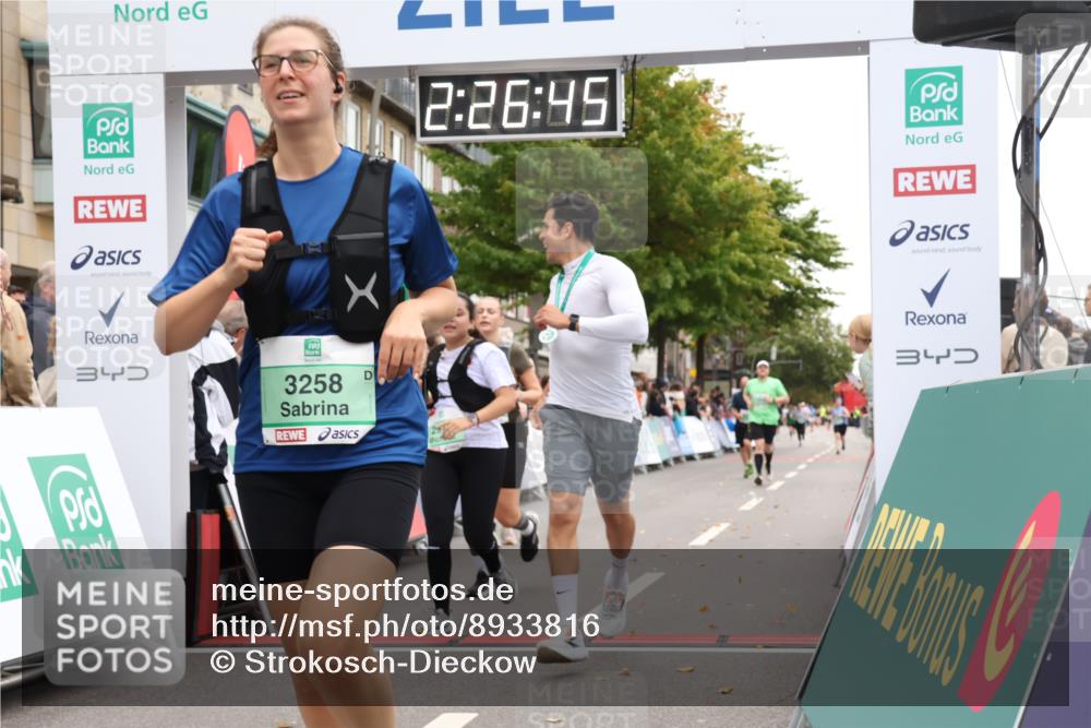 21.09.2025 - PSD Bank Halbmarathon Strokosch-Dieckow http://msf.ph/oto/8933816 21.09.2025 12:26:08 Ziel 2975, 3258, 3429, 3631, 3829 meine-sportfotos.de