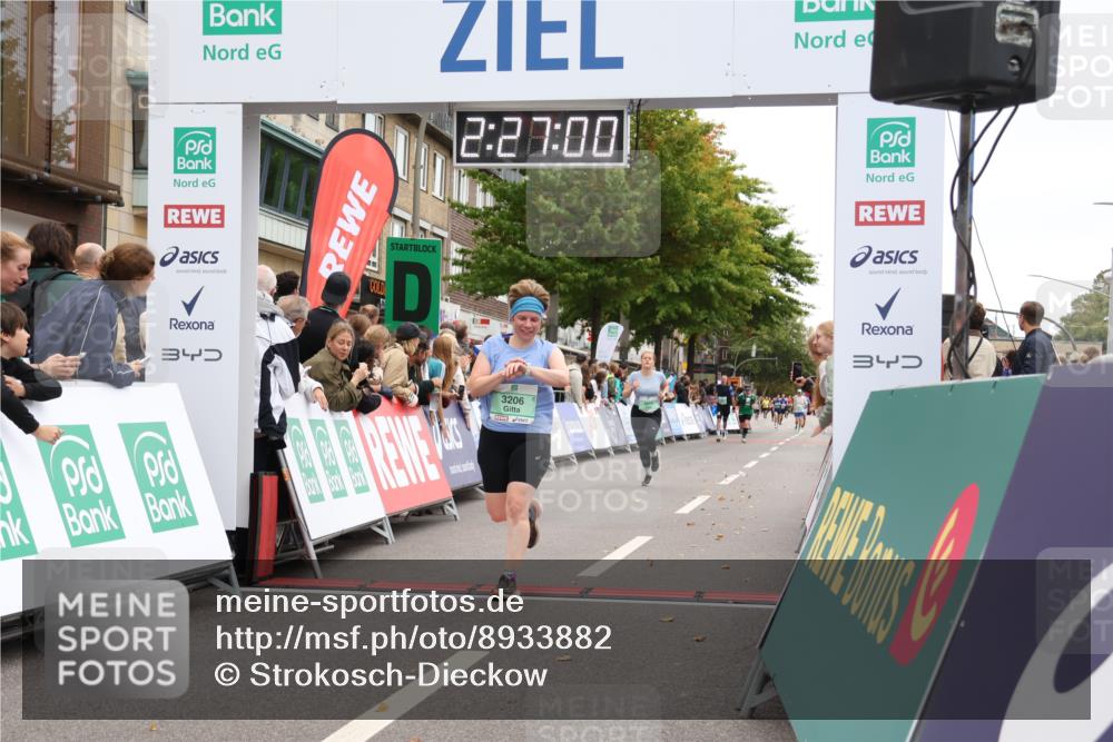 21.09.2025 - PSD Bank Halbmarathon Strokosch-Dieckow http://msf.ph/oto/8933882 21.09.2025 12:26:23 Ziel 3206, 3227, 3504, 3611 meine-sportfotos.de