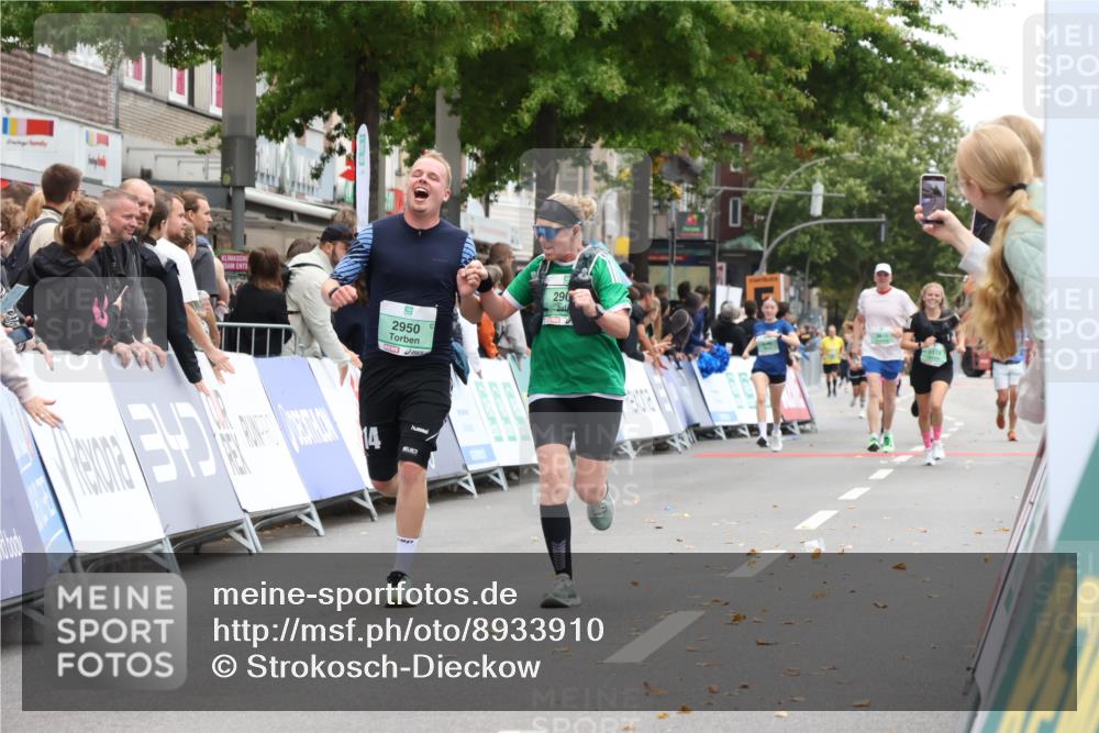 21.09.2025 - PSD Bank Halbmarathon Strokosch-Dieckow http://msf.ph/oto/8933910 21.09.2025 12:26:31 Ziel 2900, 2950, 3206, 3611 meine-sportfotos.de