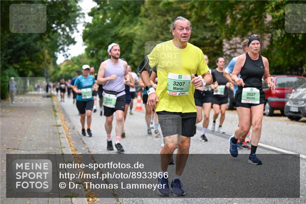 21.09.2025 - PSD Bank Halbmarathon Dr. Thomas Lammeyer http://msf.ph/oto/8933966 21.09.2025 10:55:31 Laufen 3265, 3207, 3527 meine-sportfotos.de