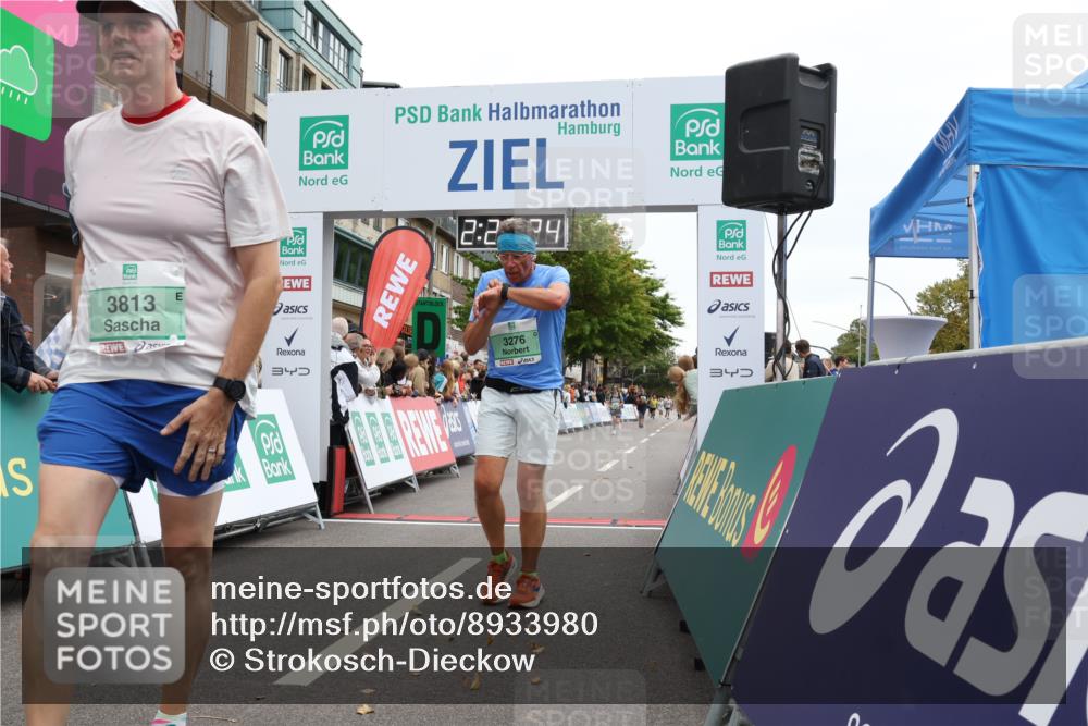 21.09.2025 - PSD Bank Halbmarathon Strokosch-Dieckow http://msf.ph/oto/8933980 21.09.2025 12:26:48 Ziel 1681, 2903, 3276, 3514, 3686, 3813 meine-sportfotos.de