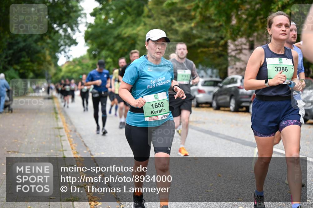 21.09.2025 - PSD Bank Halbmarathon Dr. Thomas Lammeyer http://msf.ph/oto/8934000 21.09.2025 10:55:35 Laufen 3725, 3386, 1652 meine-sportfotos.de