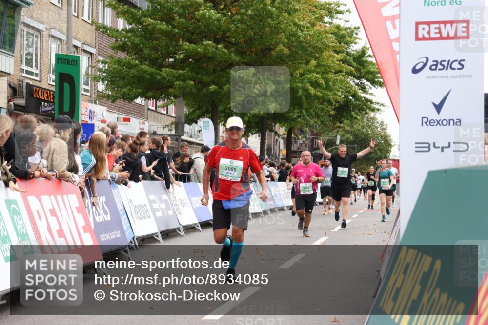 21.09.2025 - PSD Bank Halbmarathon Strokosch-Dieckow http://msf.ph/oto/8934085 21.09.2025 12:27:27 Ziel 3882, 3989 meine-sportfotos.de