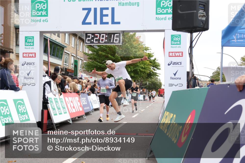 21.09.2025 - PSD Bank Halbmarathon Strokosch-Dieckow http://msf.ph/oto/8934149 21.09.2025 12:27:39 Ziel 1269, 1270, 1362, 3451, 3457, 3490, 3661, 3845 meine-sportfotos.de