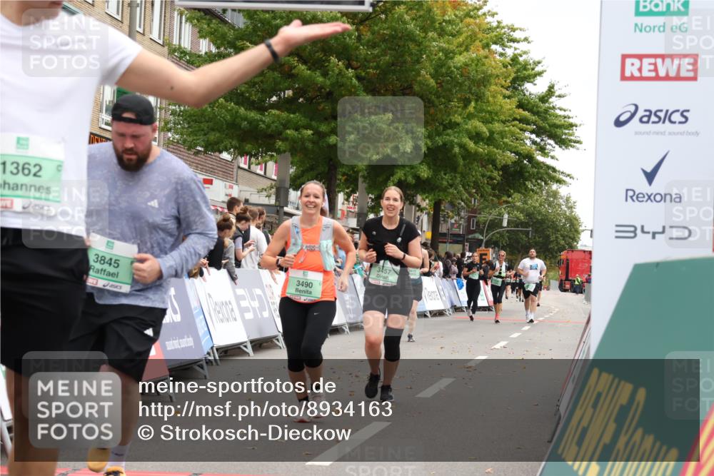 21.09.2025 - PSD Bank Halbmarathon Strokosch-Dieckow http://msf.ph/oto/8934163 21.09.2025 12:27:41 Ziel 1362, 3457, 3490, 3661, 3845 meine-sportfotos.de