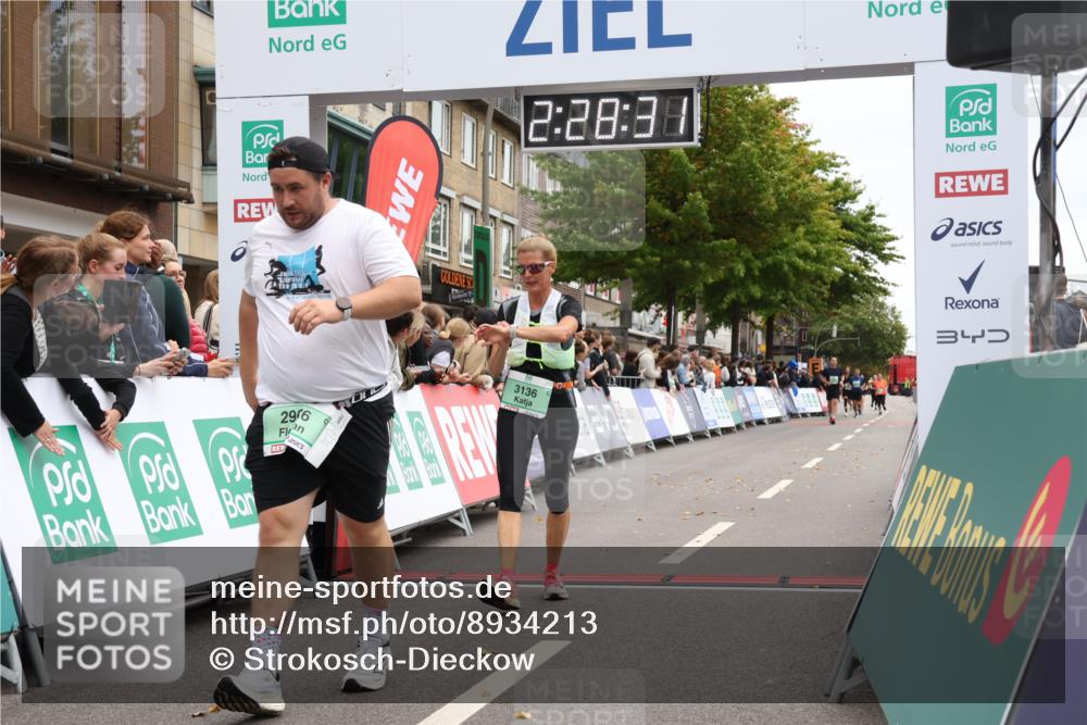 21.09.2025 - PSD Bank Halbmarathon Strokosch-Dieckow http://msf.ph/oto/8934213 21.09.2025 12:27:54 Ziel 2906, 3136, 3472, 3538 meine-sportfotos.de